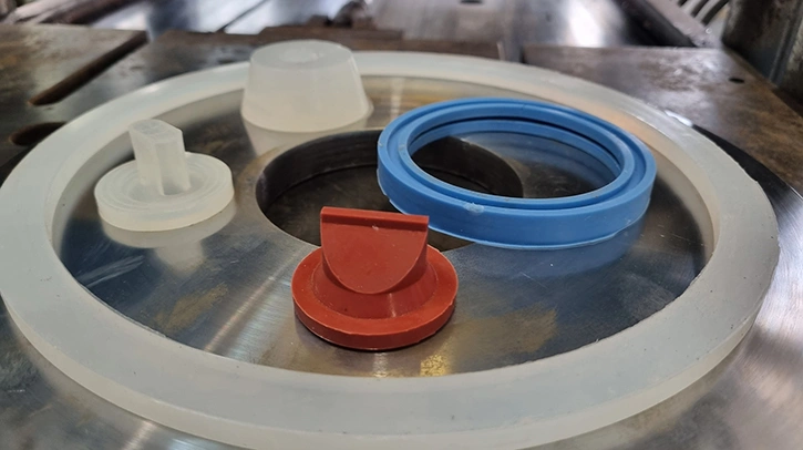 Силиконовые изделия на заказ